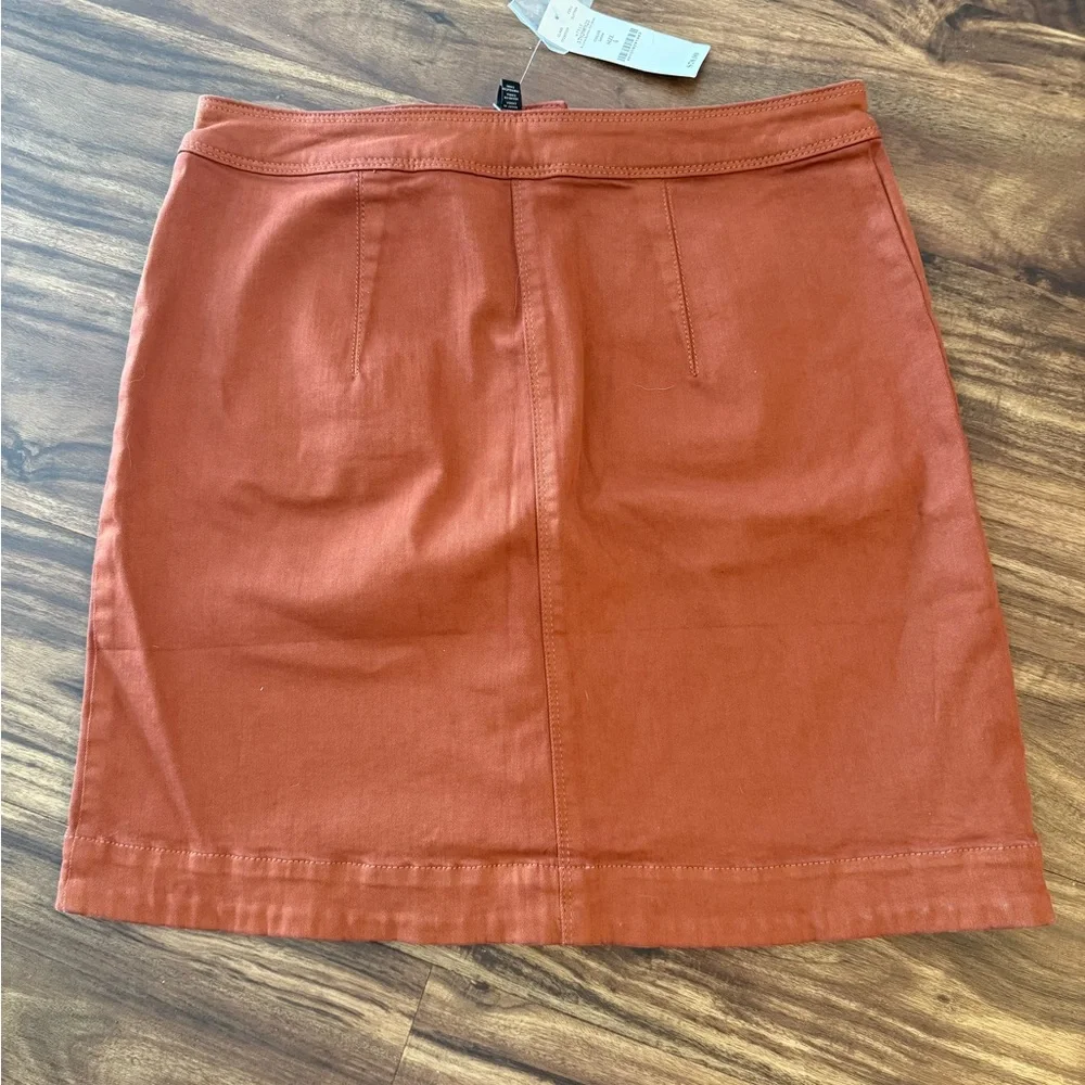 White House Black Market Brown Mini Pencil Skirt - Picture 3 of 3